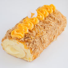 Load image into Gallery viewer, Roll Cakes by LA LA BAKESHOP
