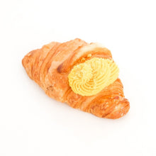 Load image into Gallery viewer, Croissants by LA LA BAKESHOP