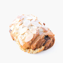 Load image into Gallery viewer, Croissants by LA LA BAKESHOP
