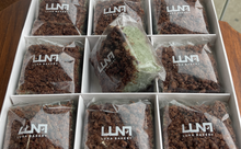 Load image into Gallery viewer, Rice Cakes by Luna Bakery