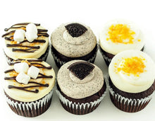 Load image into Gallery viewer, Cupcakes by Sweet Flour