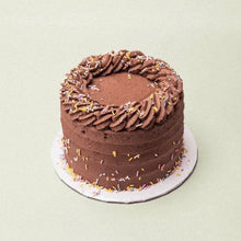 Load image into Gallery viewer, Cakes with gluten free and sugar free options by Tori's Bakeshop