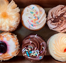 Load image into Gallery viewer, Cupcakes with gluten free, soy free and sugar free options by Tori's Bakeshop