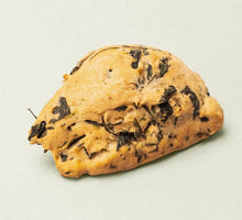 Load image into Gallery viewer, Scones with gluten free, soy free and cane sugar free options by Tori's Bakehsop