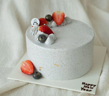 Load image into Gallery viewer, Classic Cakes by Manzou Bakery