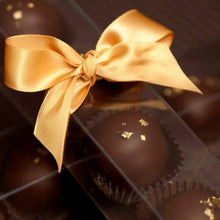 Load image into Gallery viewer, Chocolate by Stubbe Toronto