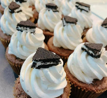 Load image into Gallery viewer, Keto Bakery / Sugar Free / Gluten Free Cupcakes by Yoona. Some dairy free and nut free options	